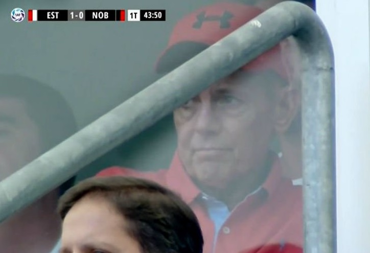 Alejandro Sabella attends the Estudiantes de La Plata vs. Newell's Old Boys match.